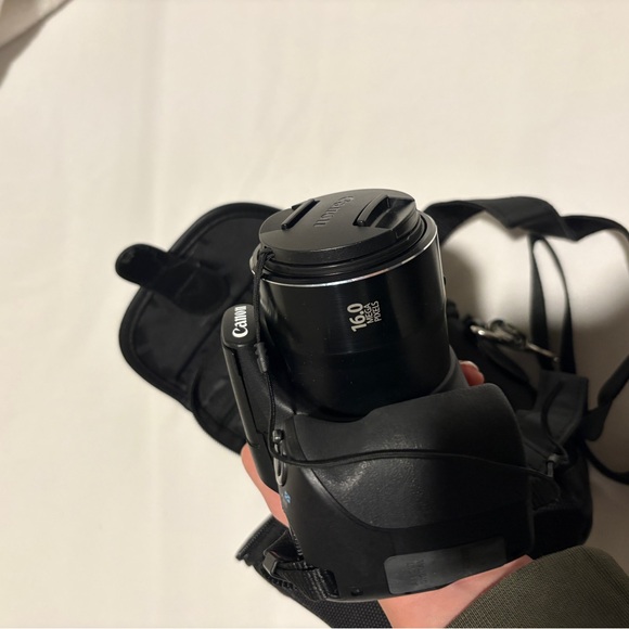 canon powershot sx530 hs - Picture 4 of 8